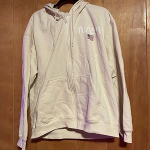 cream colored zip up hoodie size xxl